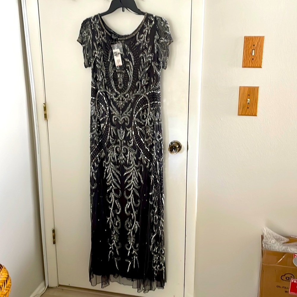 Stunning black Pissarro nights gown